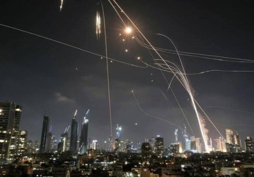 Dlaczego USA i Izrael nie atakują cywilnych władz Iranu