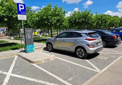 Spółka Budimeksu wprowadza nowy cennik na stacjach ładowania. Będą też kolejne punkty