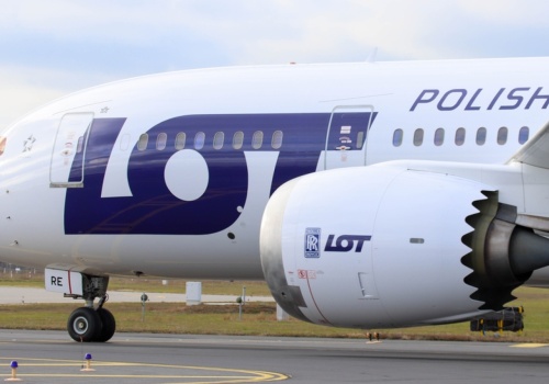 Zamknięte niebo i zawrócone rejsy. LOT odwołuje połączenia na Bliski Wschód