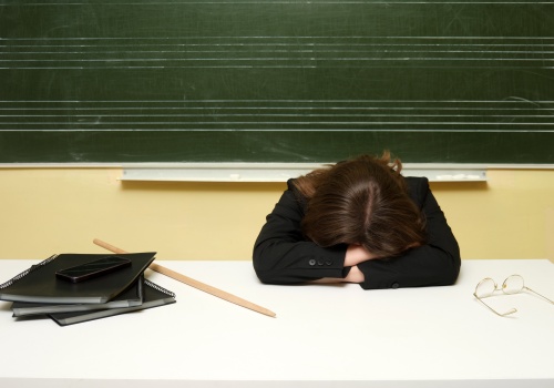 Czy nauczycielowi przysługuje urlop na żądanie? „Rzeczpospolita” wyjaśnia