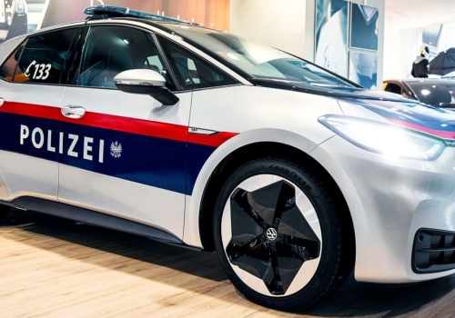 Testowali elektryczne radiowozy. Decyzja mogła być tylko jedna