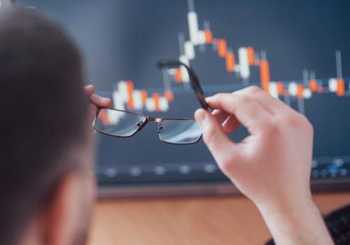 PKB przyspieszył w IV kwartale 2025 r. Konsumpcja trzyma tempo, inwestycje rozczarowują