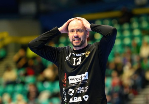 Czołowa trójka coraz mocniej odjeżdża. Śląsk, Pogoń i Stal zdały ważne egzaminy