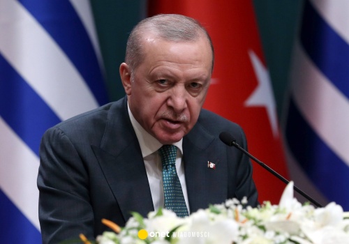 Przywódca kraju NATO potępia atak na Iran. 