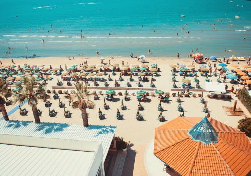 Tanio❗Albania z weekendem za 567 PLN 🍷⛰️ Loty z Warszawy i noclegi nad Adriatykiem 😍