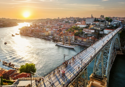 Wiosenny city break w Porto 🍷☀️🏛️ Loty i noclegi za 959 PLN 😎