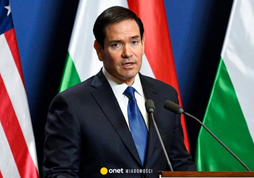 USA apelują do obywateli o opuszczenie kilkunastu państw. 