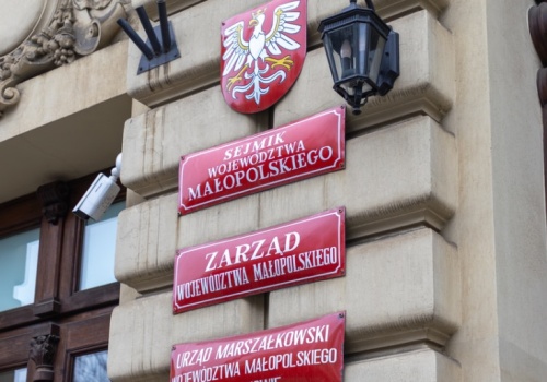 Wojewodowie oddadzą marszałkom nadzór nad FRPA. Plusy i ryzyka zapowiadanych zmian