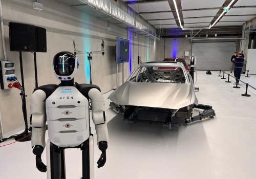 BMW stawia na humanoidy. To już nie pokaz technologii, ale element strategii