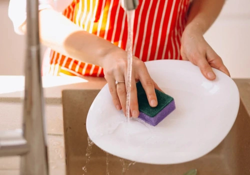 Obetnij róg gąbki. Ten detal zmienia wszystko w kuchni