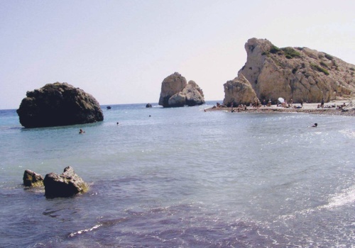 MSZ odradza podróże do Omanu i ostrzega przed zamknięciem przestrzeni lotniczej na Cyprze