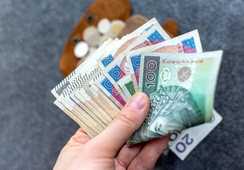 Za to płacą 12 tys. zł brutto miesięcznie. Nie musisz znikać z domu na tygodnie, praca przyciąga uwagę