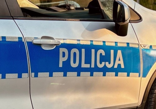 Z dwoma szablami wygrażał policjantom. Tragiczny finał akcji w Bytomiu