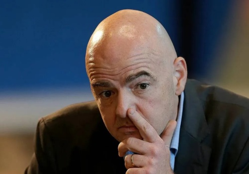 Infantino proponuję kontrowersyjną zmianę w przepisach: 