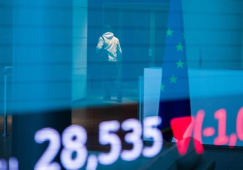 Europejskie giełdy dalej zniżkują. Rosną obawy o przedłużającą się wojnę i drożejącą energię