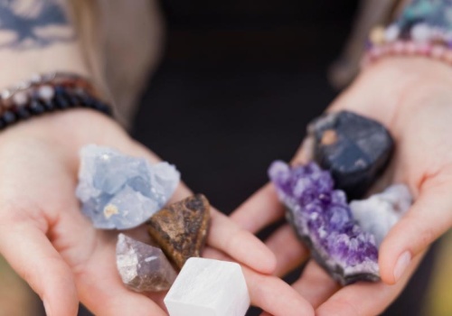 Jaki jest twój kamień mocy? Odpowiedz na 8 pytań i odkryj, który kryształ rezonuje z twoją energią