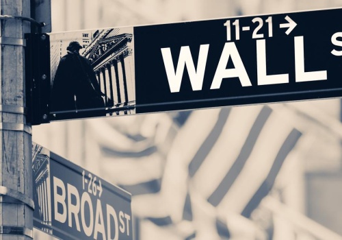 Strach zagląda jednak na Wall Street. Kontrakty wyraźnie w dół, ale zmniejszyły straty