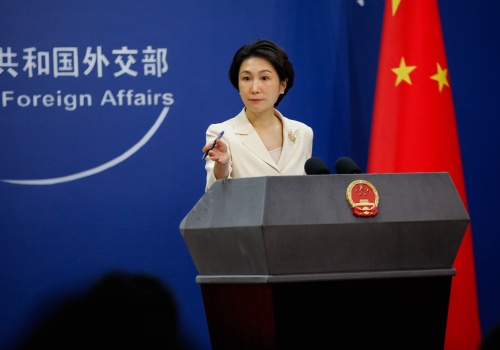 Chiny się budzą i grożą Iranowi. Moskwa wzywa Unię do zakupów rosyjskiego LNG