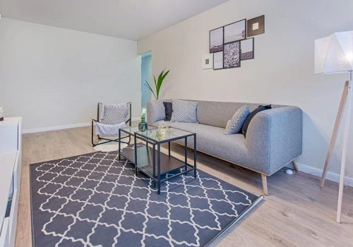 Listwy przypodłogowe PCV – jak dobrać je do swojego wnętrza?