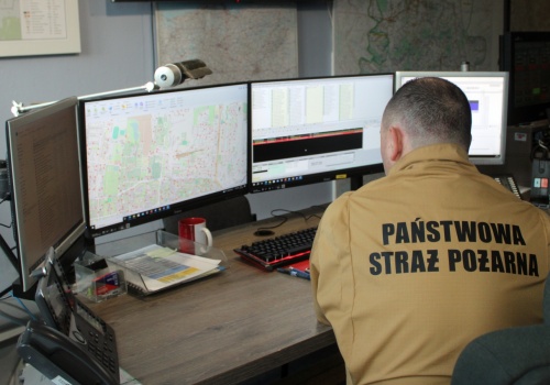 Dwie dziewczynki w Tarnowie wykazały się bohaterską postawą. Ania i Aniela wezwały służby w sytuacjach zagrożenia