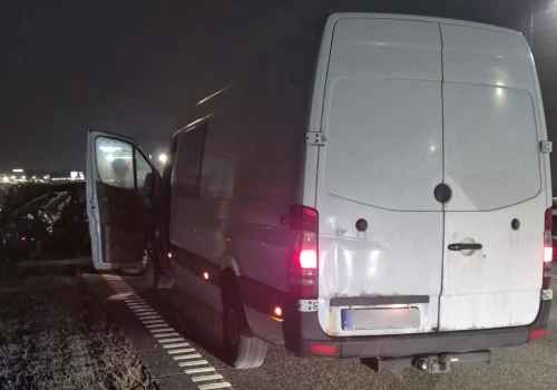 Pościg za złodziejami ładunków na trasie S8 – zatrzymani od miesięcy kradli na MOP-ach