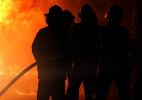 Niemcy: Pożar ciężarówki z elektroniką na A81. Służby apelują o omijanie rejonu zdarzenia