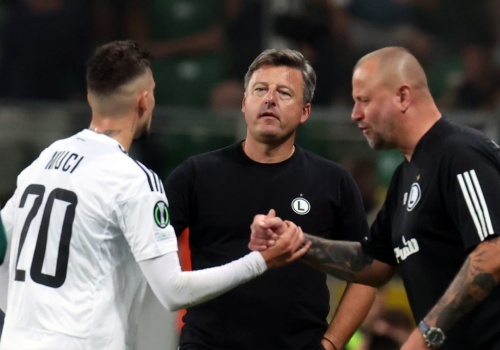 Tak Legia potraktowała Runjaicia. 