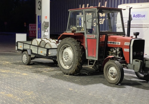 Braki diesla w hurcie mimo spokoju na stacjach. Ceny paliw a Cieśnina Ormuz