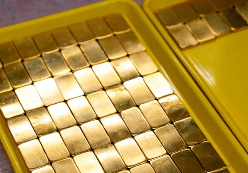 Złoto ponownie drożeje. Odrabia straty z poprzedniej sesji