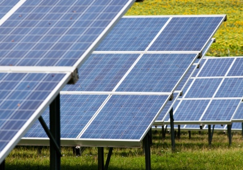 Farma fotowoltaiczna na terenie zrekultywowanego składowiska odpadów - nowa inwestycja w Sosnowcu