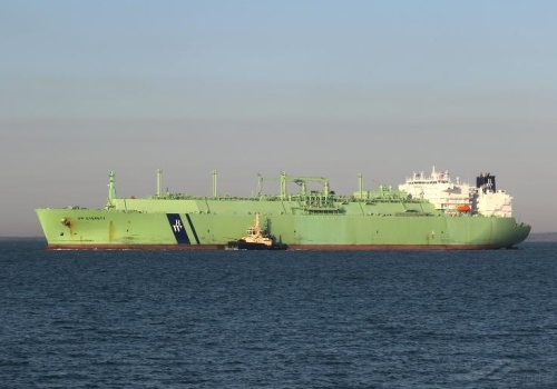 Objęty sankcjami rosyjski gazowiec płonie u wybrzeży Malty