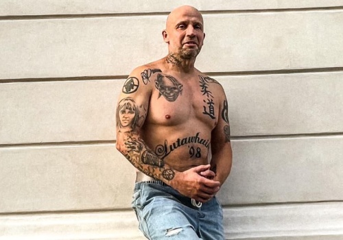 Peja odpowiada polskim celebrytom „uwięzionym w Dubaju”