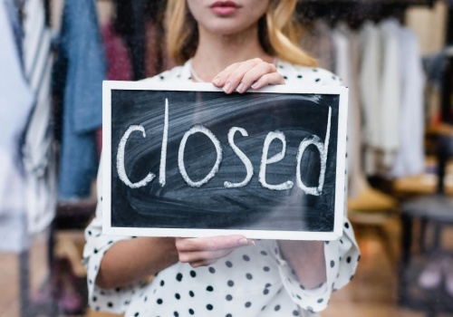 Szok w branży mody. Znany producent koszul jest niewypłacalny – zatrudniał 900 pracowników