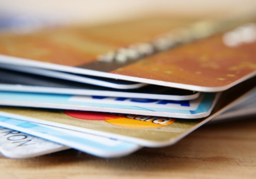 W Holandii wymienią wszystkie karty bankowe. Dlaczego?