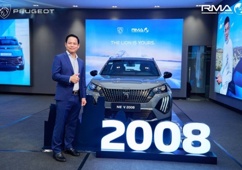 Nowy salon i nowy Peugeot 2008 na otwarcie