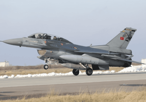 Irański pocisk wystrzelony w stronę Turcji