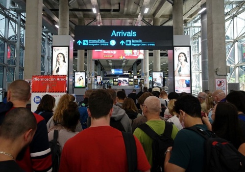 Nie tylko na Bliskim Wschodzie. Turyści utknęli w Tajlandii. Dostaną pieniądze na każdy dzień
