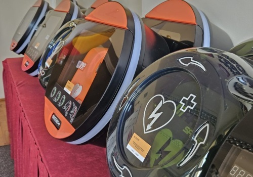 Defibrylatory dla powiatu łódzkiego wschodniego. Zakupiono 20 nowych urządzeń