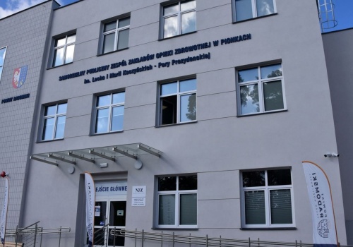 Starosta o szpitalu w Pionkach: nowoczesna siedziba a dług coraz większy...