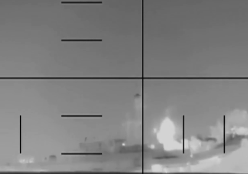 USA potwierdzają zatopienie irańskiego okrętu przez amerykańską łódź podwodną. Opublikowano nagranie