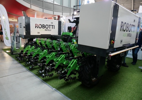 Robotti Agrointelli zniknie z rynku? Kłopoty duńskiego producenta autonomicznego nośnika