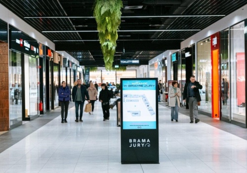 Nowe centrum handlowe w Zawierciu chwali się rekordami i nowymi sklepami