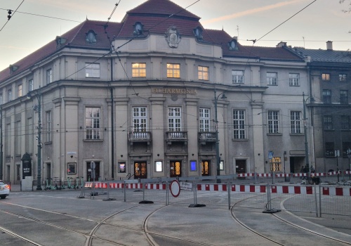 Rozpoczęła się wymiana części torowiska pod Filharmonią (Galeria)