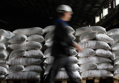 Prezes Grupy Azoty: produkcja nawozów nie została wstrzymana