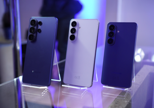 Samsungi z dodatkową anteną. Drobny szczegół, który wiele zmienia