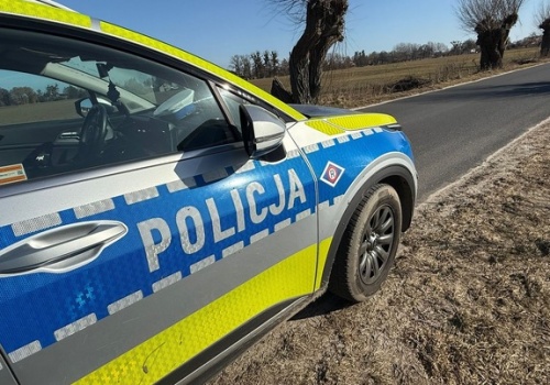 Jechał motocyklem bez kasku. Miał dożywotni zakaz prowadzenia pojazdów i ponad 1,4 promila alkoholu