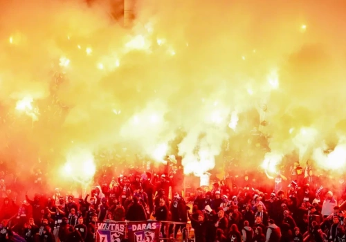 Chojniczanka odpadła z Pucharu Polski. Zawisza lepszy po rzutach karnych