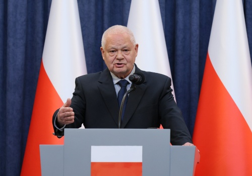 NBP luzuje politykę. RPP obniża stopy mimo wojny na Bliskim Wschodzie