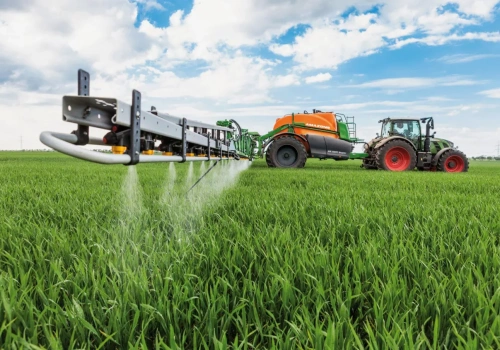 Dokładne nawożenie od granicy? Najlepszy jest opryskiwacz