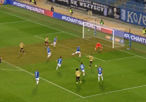Górnik sprawił niespodziankę w Pucharze Polski! Lech zmarnował karnego i grę w przewadze